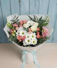 Букет цветов из:  Розы, Лизиантусы и Хризантемы в Виля