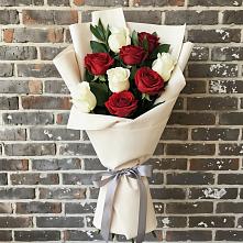 Букет цветов из:  Розы в Виля