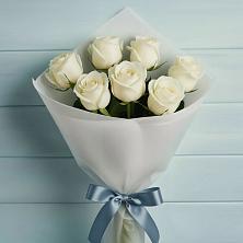 Букет 7 Белых роз Эдлесс Лав в Виля