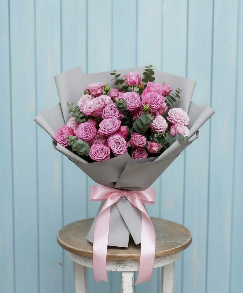 Букет цветов из: Розы в Виля