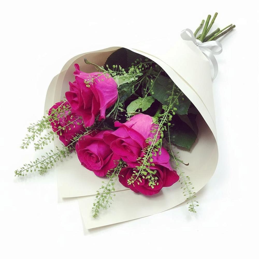 Букет цветов из: Розы в Виля