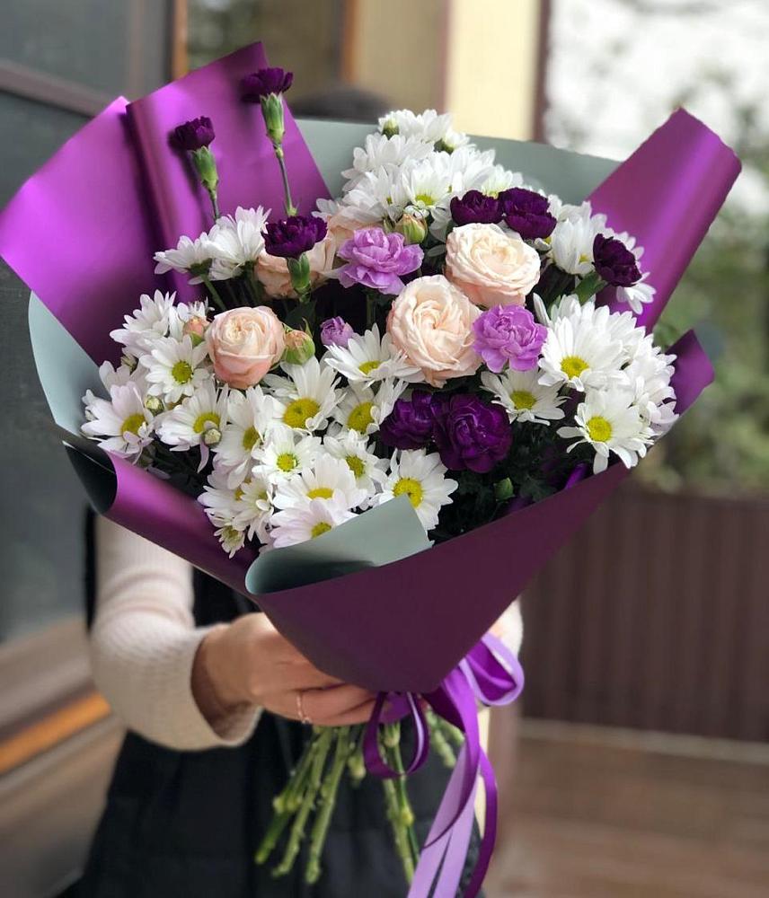 Букет цветов из: Хризантемы, Гвоздики и Розы в Виля