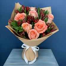Букет цветов из:  Розы и Альстромерии в Виля
