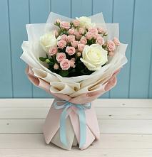 Букет цветов из:  Розы в Виля