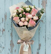 Букет цветов из:  Розы в Виля