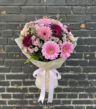 Букет цветов из:  Герберы и Хризантемы в Виля