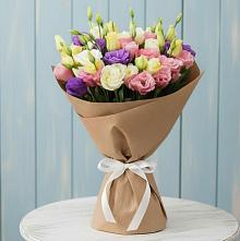 Букет цветов из:  Лизиантусы в Виля